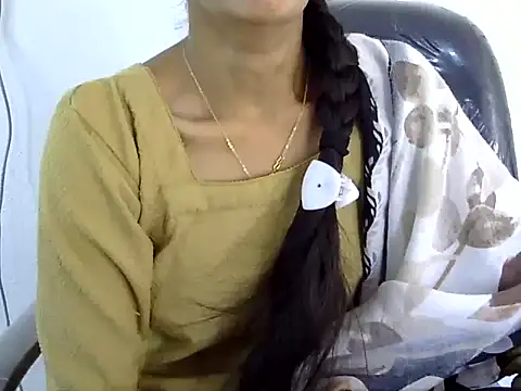 Snapshot of Kulsum_S chatting on 03.04.26 Kulsum S online show from 03.04.26