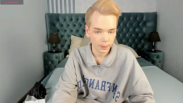 Je Salvatore online show from 02.07.26