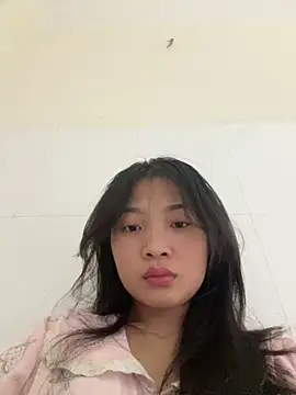 Snapshot of Lyn-be99 chatting on 02.21.26 Lyn-be99 online show from 02.21.26