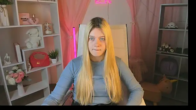 CelestineMauriac online show from 04.13.26