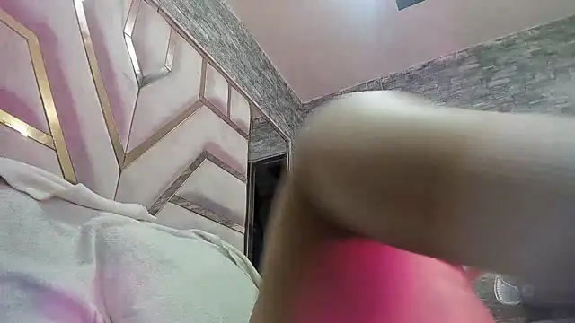 Snapshot of Shara_Oz chatting on 03.01.26 Shara Oz online show from 03.01.26