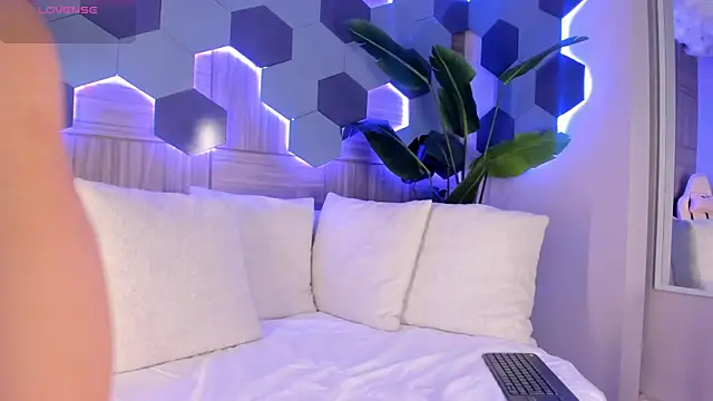 KatyaKozlov online show from 06.04.26