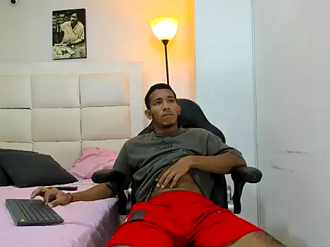 ricky spensar23cm  online show from 02.15.26