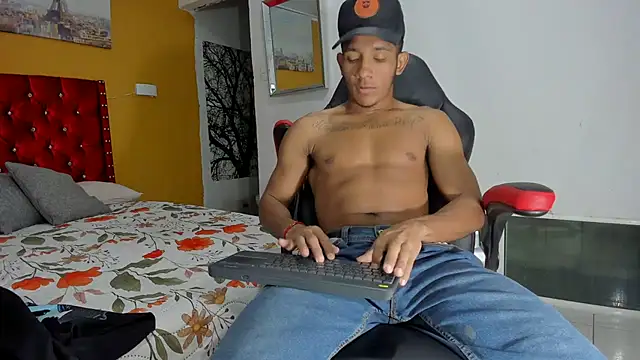 ricky spensar23cm  online show from 03.15.26