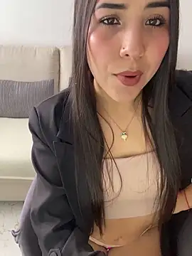 Snapshot of Mayka_sex chatting on 03.03.26 Mayka sex online show from 03.03.26