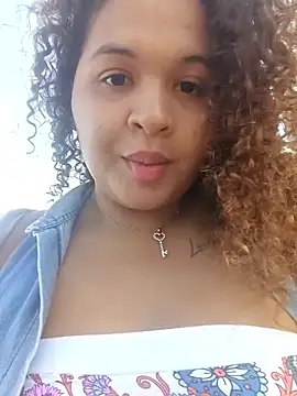 Snapshot of Adina_Skaly chatting on 03.22.26 Adina Skaly online show from 03.22.26