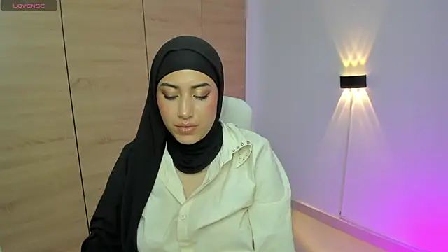 LAY LA  online show from 03.12.26