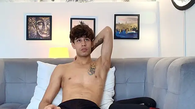 PRETTY COCK1 online show from 03.29.26