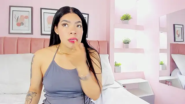 Sophia Salem online show from 03.03.26