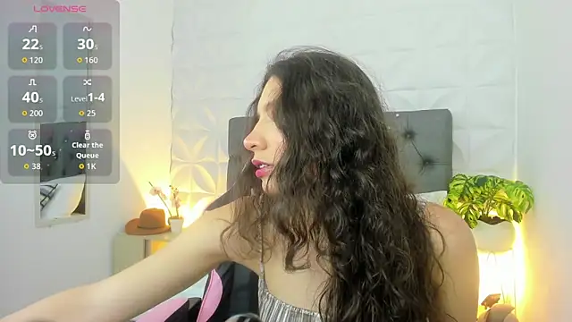 valeryn  rosse online show from 04.14.26