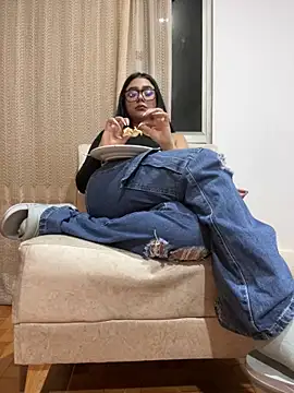 Snapshot of Violetta_pinkk1 chatting on 02.14.26 Violetta pinkk1 online show from 02.14.26