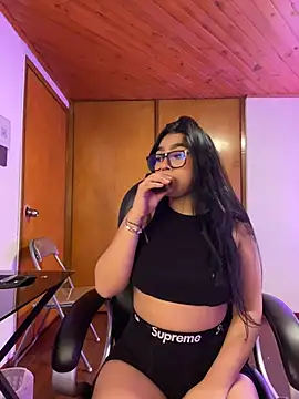 Snapshot of Violetta_pinkk1 chatting on 02.21.26 Violetta pinkk1 online show from 02.21.26