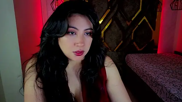 Luvienne online show from 02.09.26