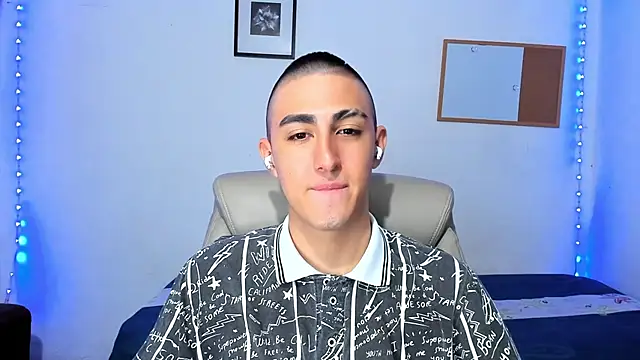 babyted272 online show from 04.21.26