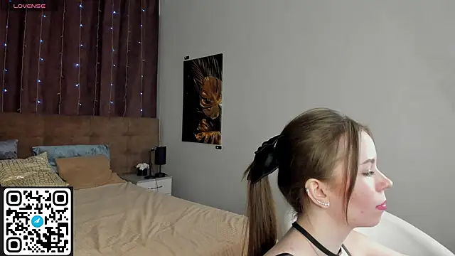 Snapshot of Betty_Andrews chatting on 02.08.26 Betty Andrews online show from 02.08.26