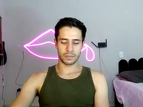 Snapshot of Cshunderlick chatting on 02.02.26 Cshunderlick online show from 02.02.26