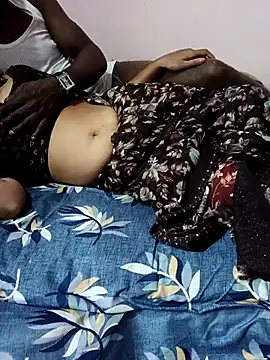 Snapshot of desicpl26 chatting on 02.15.26 desicpl26 online show from 02.15.26