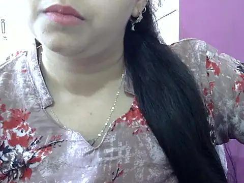 Snapshot of Cute_Aliyaa chatting on 04.30.26 Cute Aliyaa online show from 04.30.26