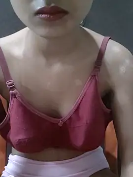 Snapshot of twinkle20 chatting on 02.21.26 twinkle20 online show from 02.21.26