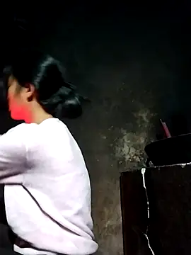 Snapshot of Hoa-tuylip chatting on 02.14.26 Hoa-tuylip online show from 02.14.26