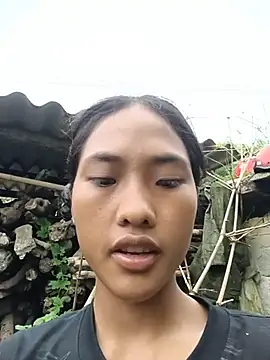 Snapshot of Hoa-tuylip chatting on 07.17.26 Hoa-tuylip online show from 07.17.26