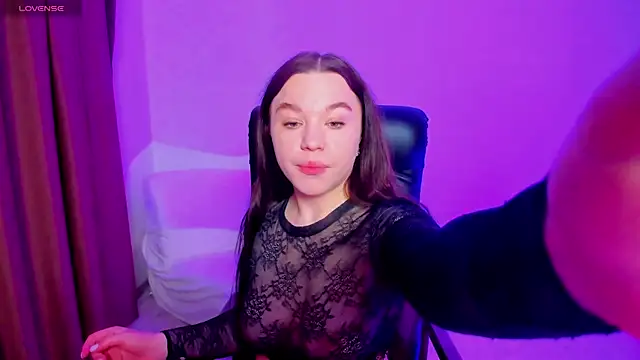 Mia Mia999 online show from 04.18.26