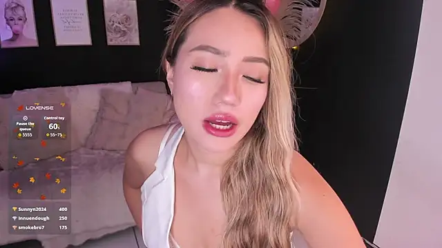 Snapshot of Isa_cortes_ chatting on 02.21.26 Isa cortes online show from 02.21.26