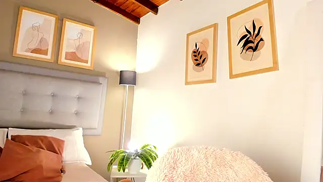 SalomeStorm  online show from 03.14.26