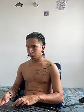 bliinkii and luka  online show from 04.21.26