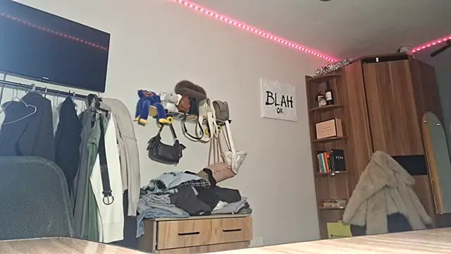 ChongTreece online show from 02.22.26