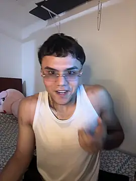 CreamKingg online show from 04.08.26