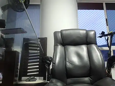 Snapshot of seriohetero19 chatting on 02.04.26 seriohetero19 online show from 02.04.26