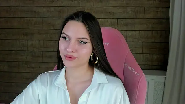 AliceVersal online show from 04.07.26