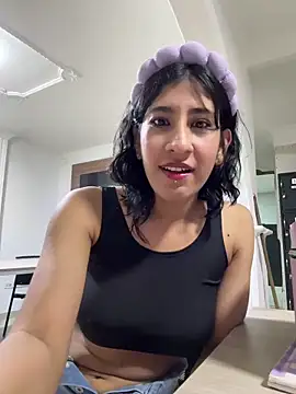 Snapshot of Violet_rousse7 chatting on 02.14.26 Violet rousse7 online show from 02.14.26