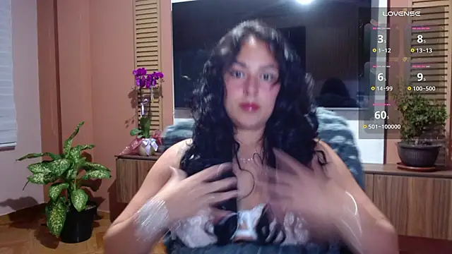 Snapshot of Iris_colette chatting on 03.25.26 Iris colette online show from 03.25.26