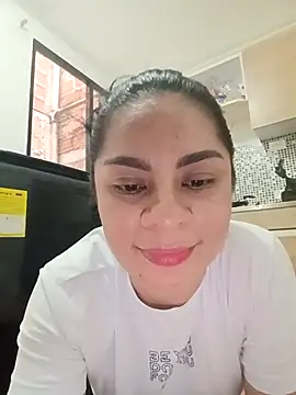 luna pinky online show from 02.13.26