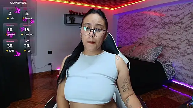 Snapshot of Camila_IRoose chatting on 07.22.26 Camila IRoose online show from 07.22.26