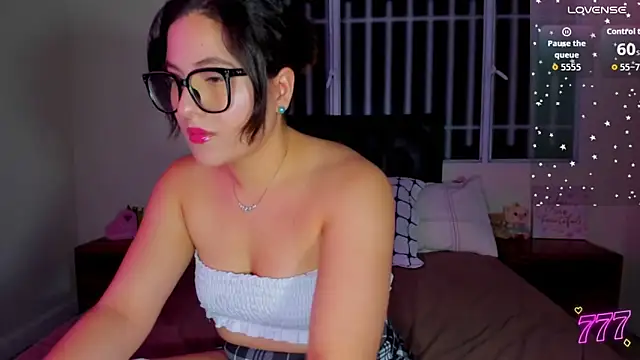 Snapshot of Alessandra_01 chatting on 03.21.26 Alessandra 01 online show from 03.21.26