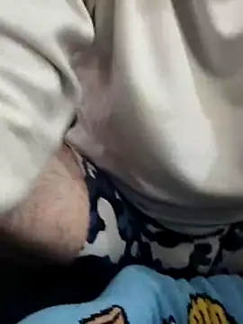 hairyandbigmann online show from 02.16.26