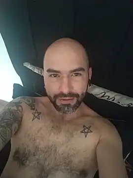 Snapshot of hairyandbigmann chatting on 07.22.26 hairyandbigmann online show from 07.22.26
