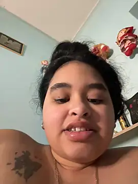 Aloyenita online show from 02.11.26