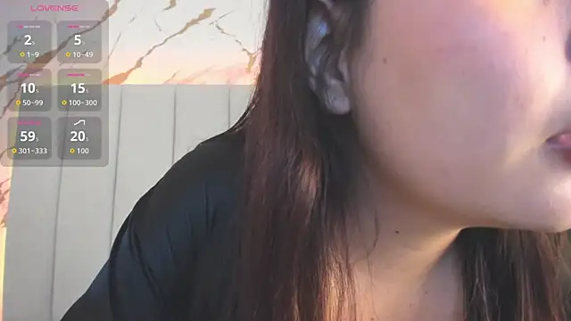 mia serena  online show from 02.10.26