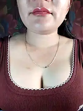 Snapshot of Reina_Fcup01 chatting on 02.20.26 Reina Fcup01 online show from 02.20.26