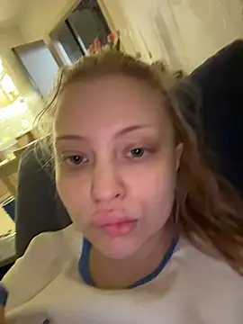 MollyHilton online show from 03.08.26