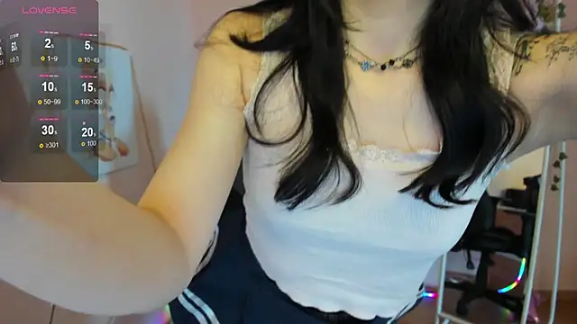 AliceeinWonderlanddd online show from 05.27.26
