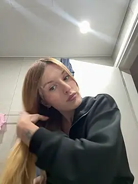 madlynn online show from 02.05.26