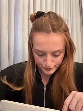 madlynn online show from 02.10.26