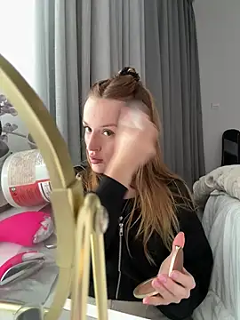 madlynn online show from 02.11.26