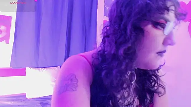 Snapshot of SamanthaGriim chatting on 02.14.26 SamanthaGriim online show from 02.14.26