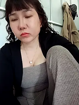 Ana-love2026 online show from 04.14.26